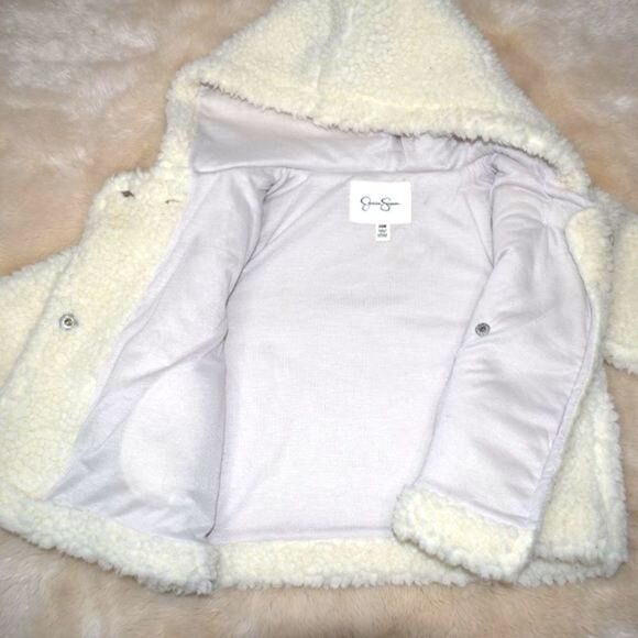 Jessica Simpson Sherpa Jacket Size 24 Months Fluffy White - Picture 5 of 9